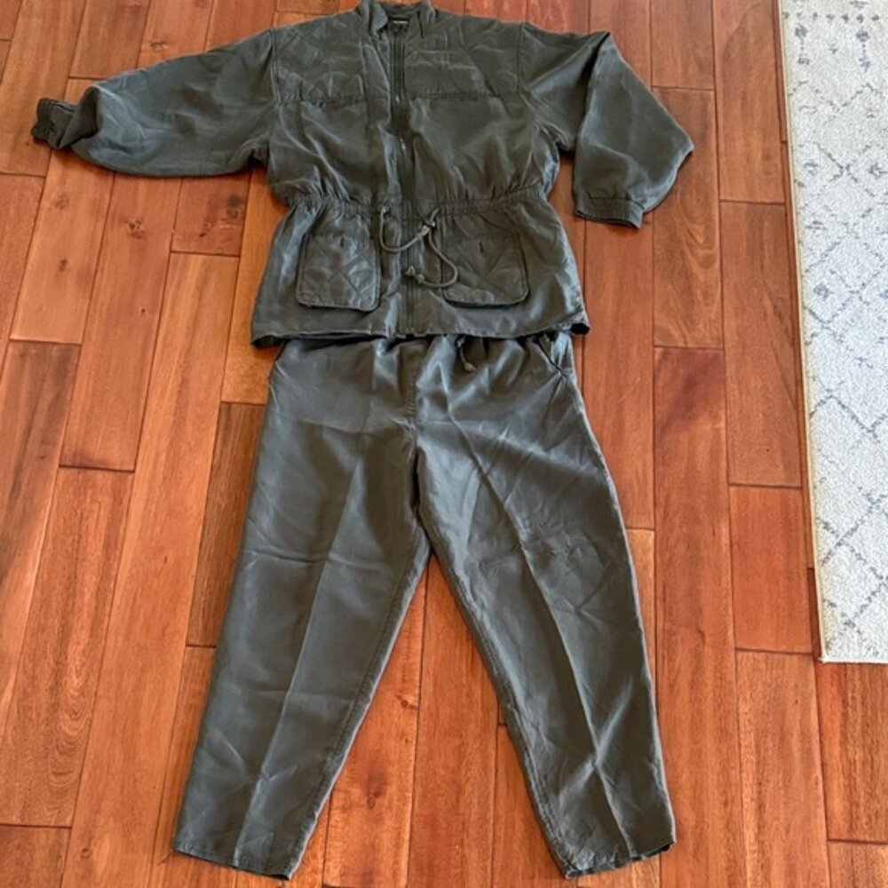Women's Vintage Outbrook Army Green 100% Silk 2 Piece Jacket & Pants Set Large